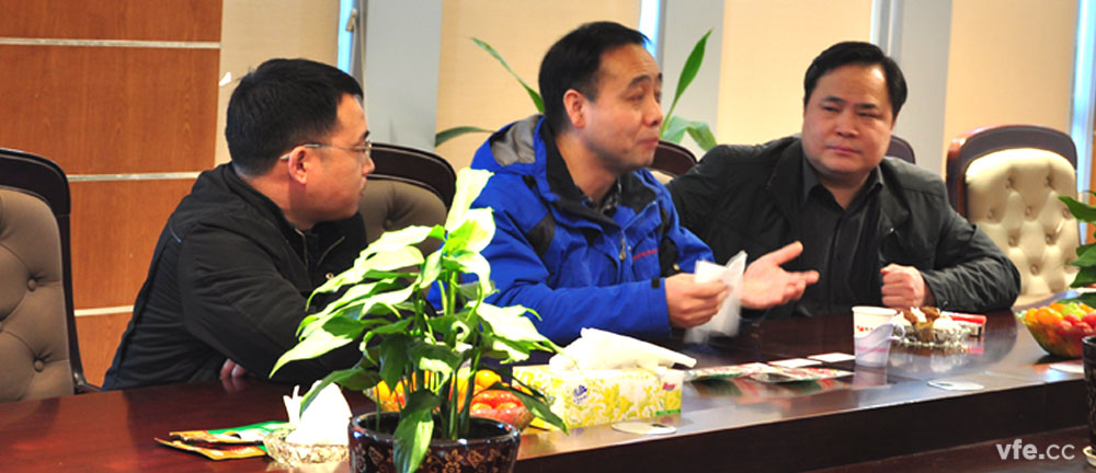 全國電磁計量技術委員會邵海明秘書長在湖南省計量檢測研究院李慶先副院長的陪同下，蒞臨銀河電氣指導工作